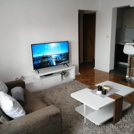 Adriana * ماكارسكا